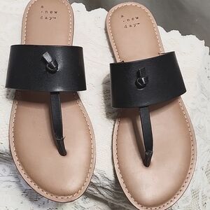 Women's GUC Black Sandals Size 8M